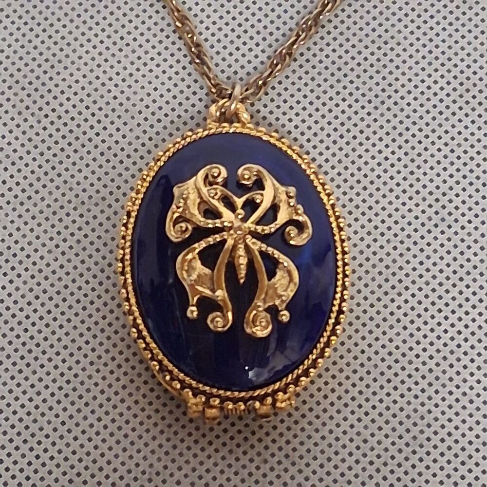 Max Factor Solid Perfume Locket Blue Cabochon & Gold Pendant w/30” Gold Necklace